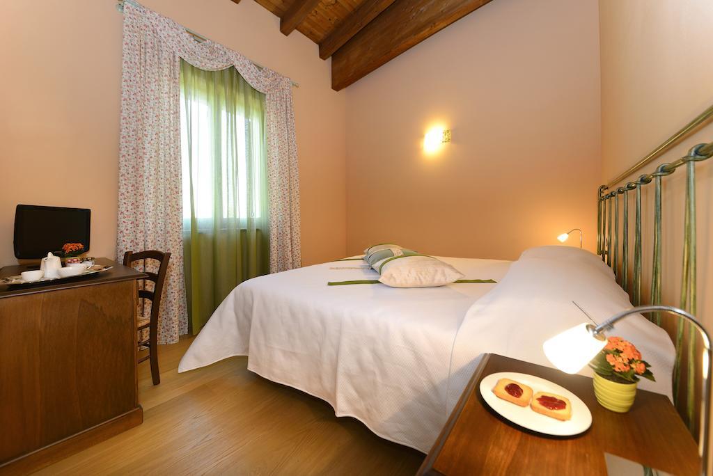 Agriturismo Bacche Di Bosco Verona Exterior photo