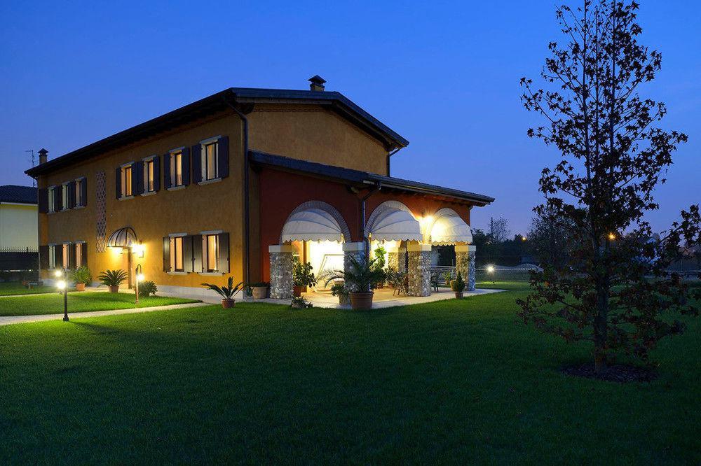 Agriturismo Bacche Di Bosco Verona Exterior photo